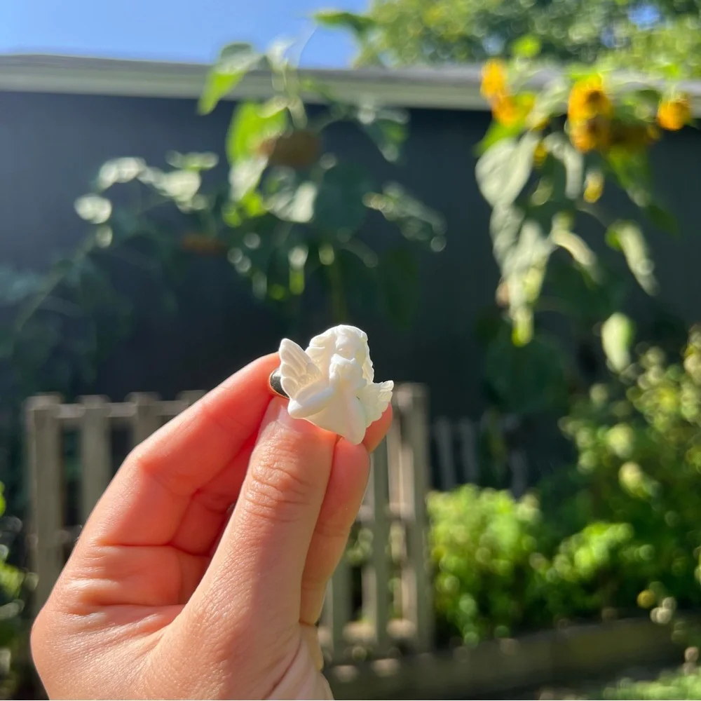 Angel Ring - Picture 1 of 3